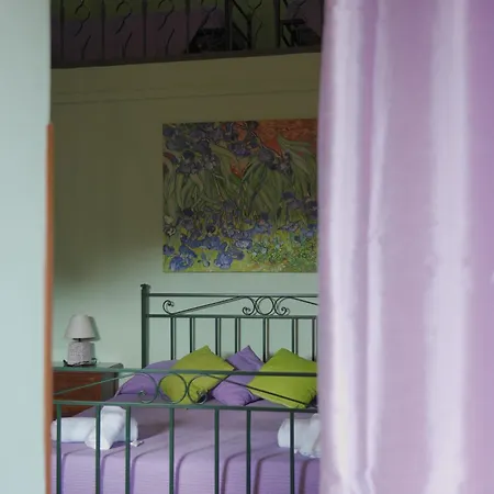 La Dimora Degli Etruschi Hostal *